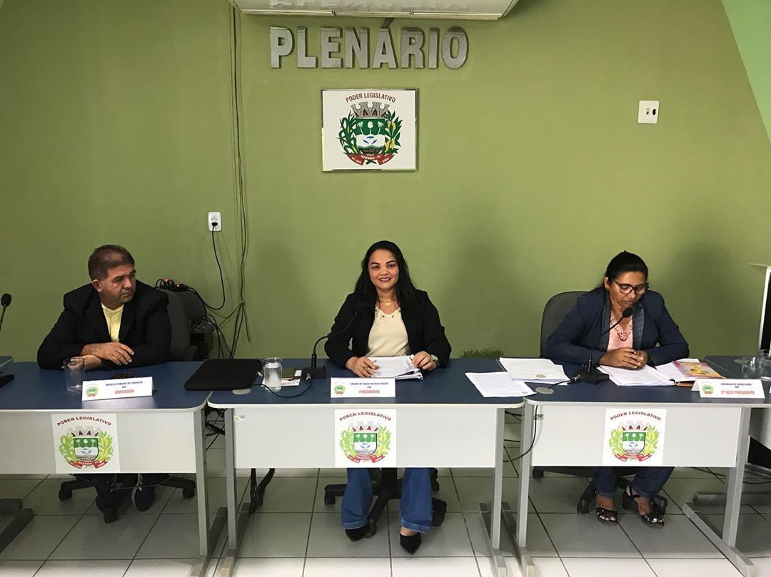 Câmara aprova indicativo de Lei de autoria da vereadora Marinalva Vieira - PRP que Dispõe a implantação de hortas nas instituições públicas de ensino do município de Nazária.